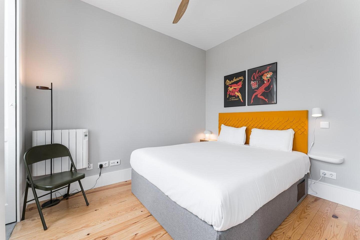 Guestready - Colorful Apt Near Agosto Station Porto Eksteriør billede